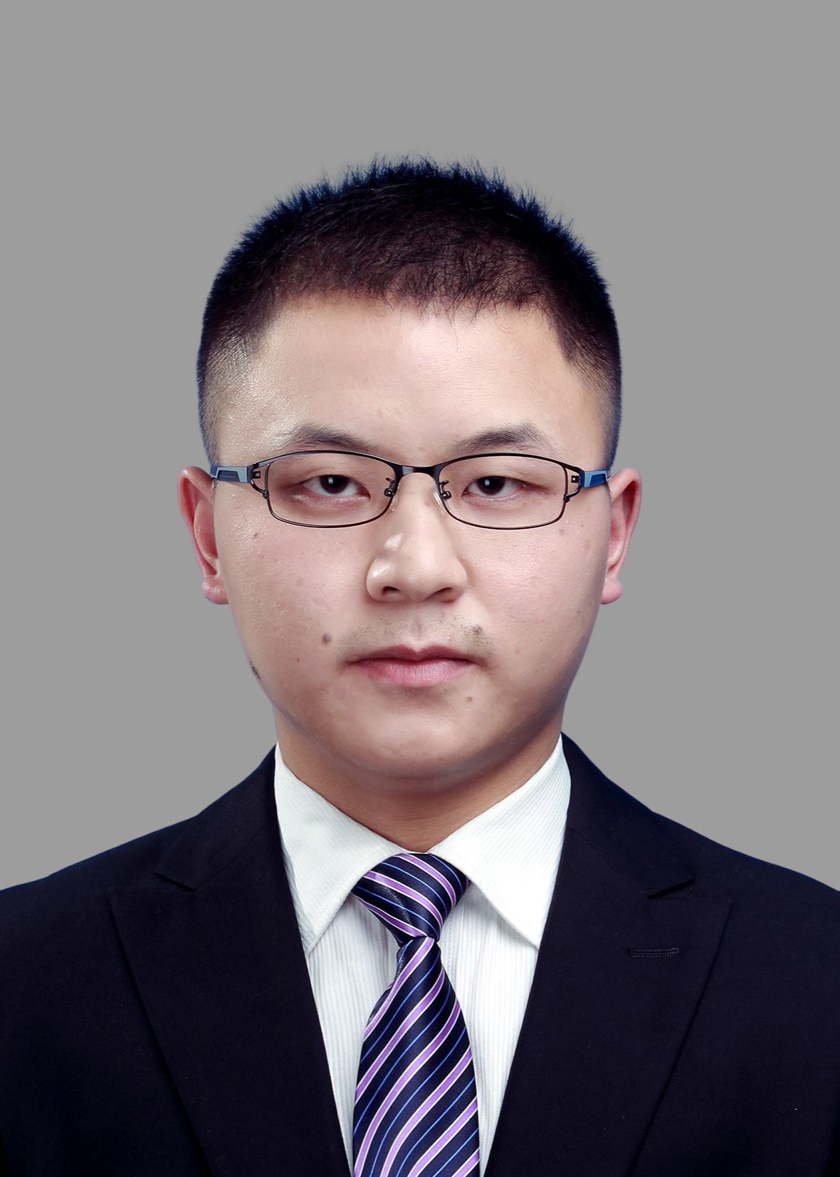 胡俊