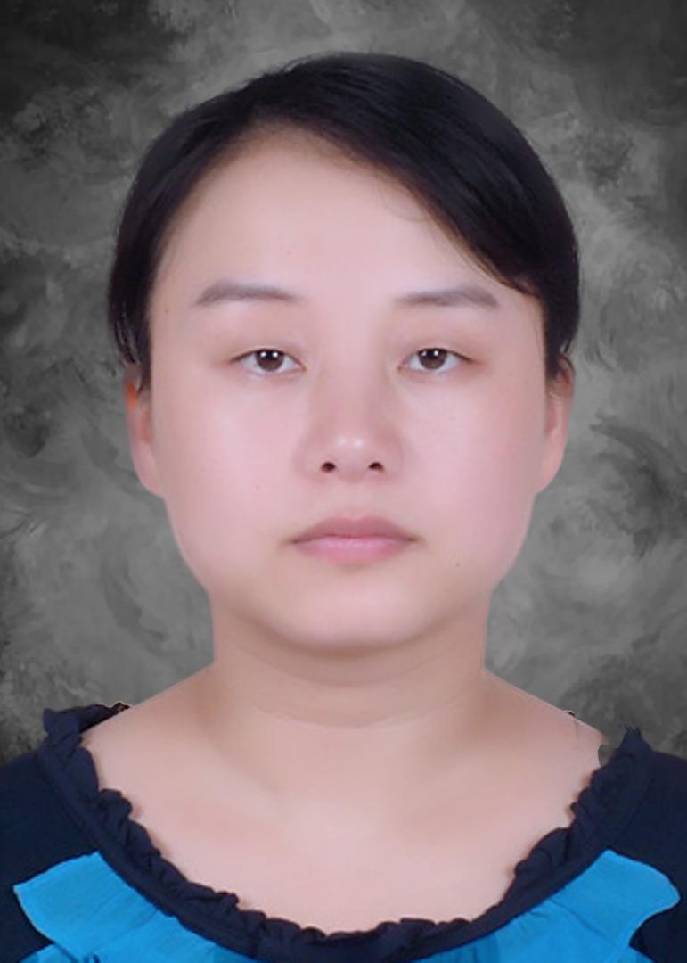                                                                         王伊琳